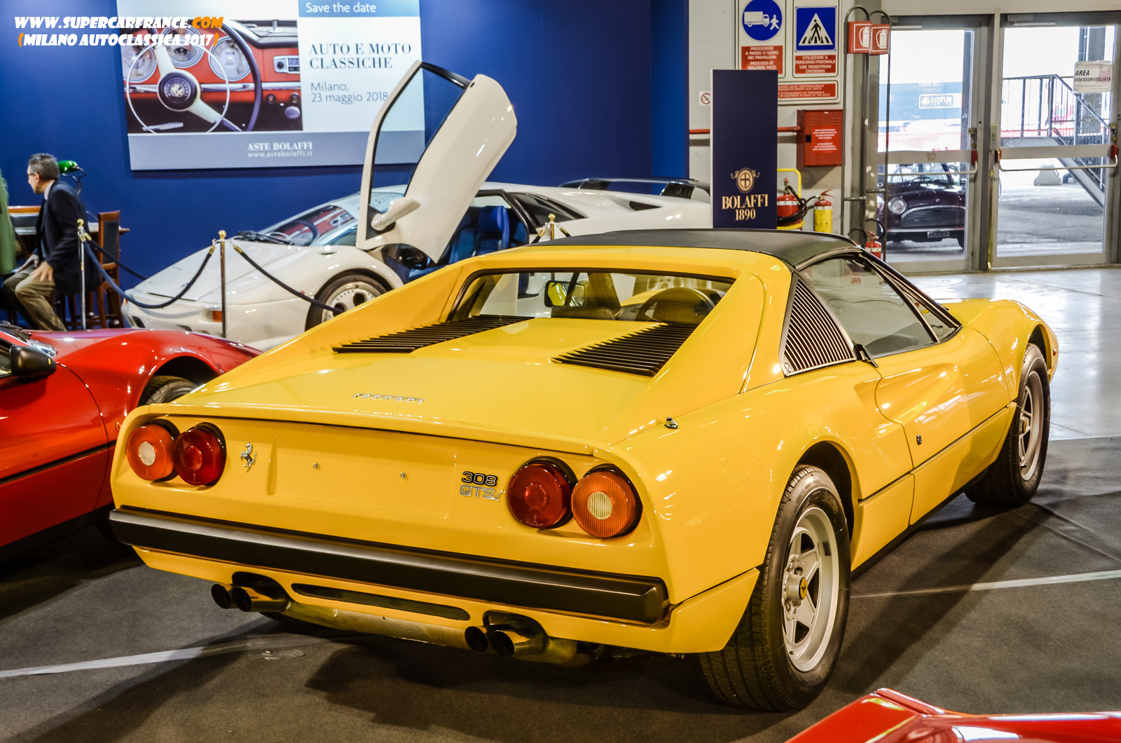 48 Ferrari 308 GTS
