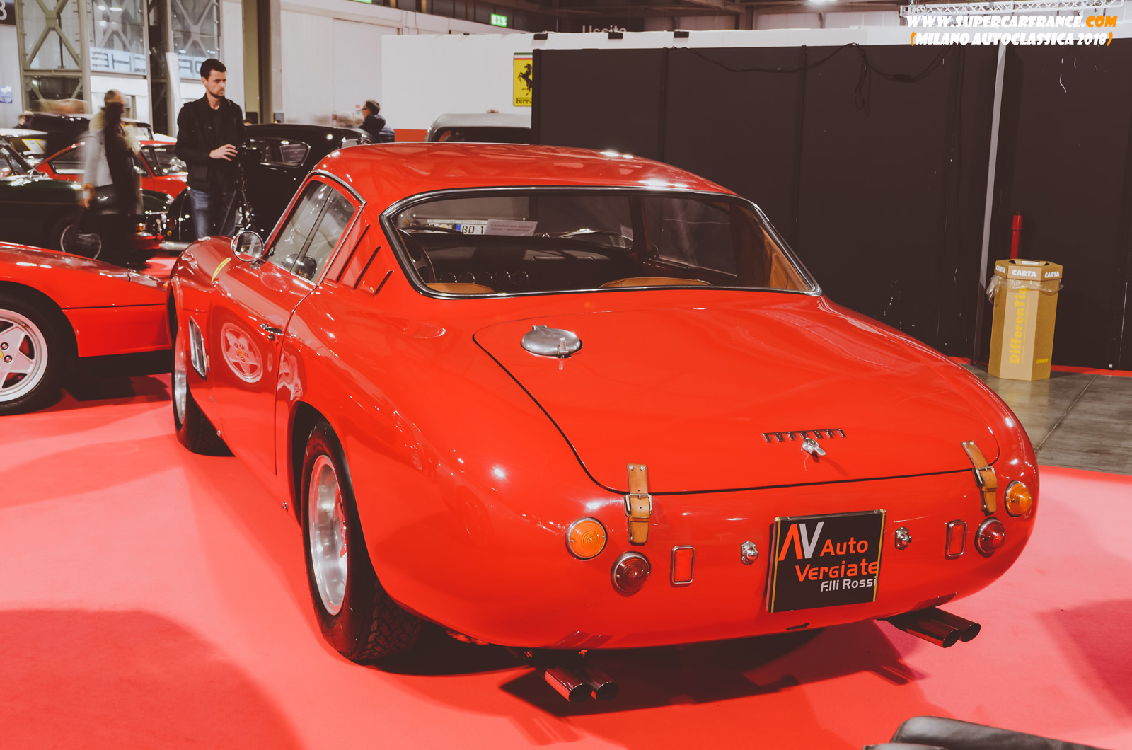 44 Ferrari 330 GT Speciale