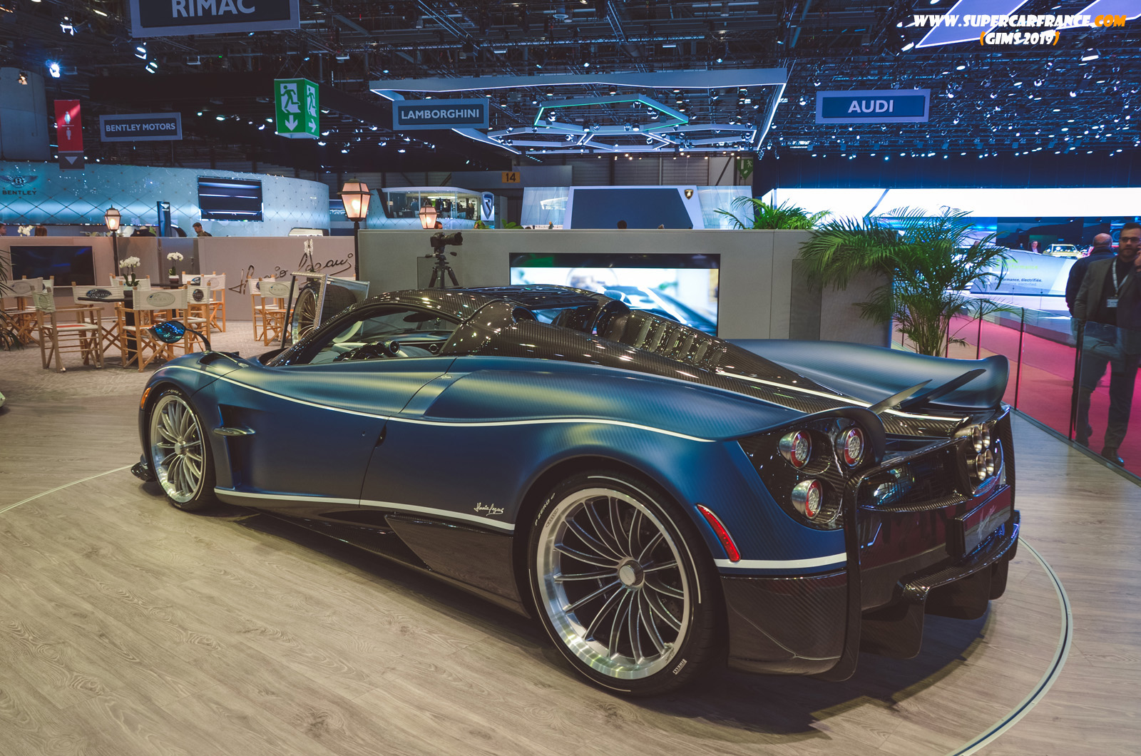 02 Pagani Huayra Roadster