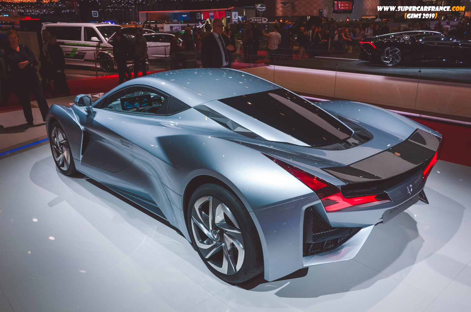 112 Arcfox GT