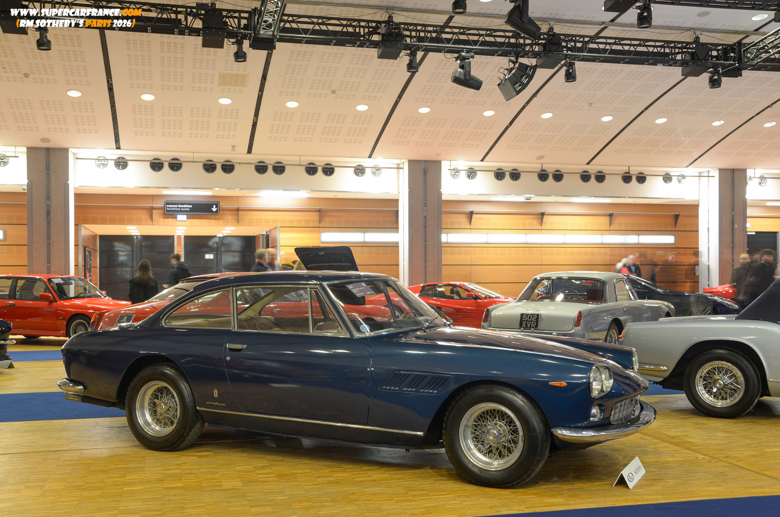 05 Ferrari 330GT 2+2 S1