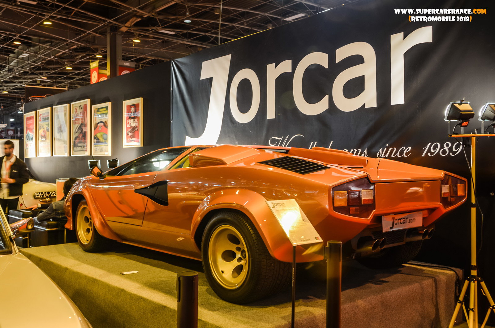 154 Lamborghini Countach 4000S