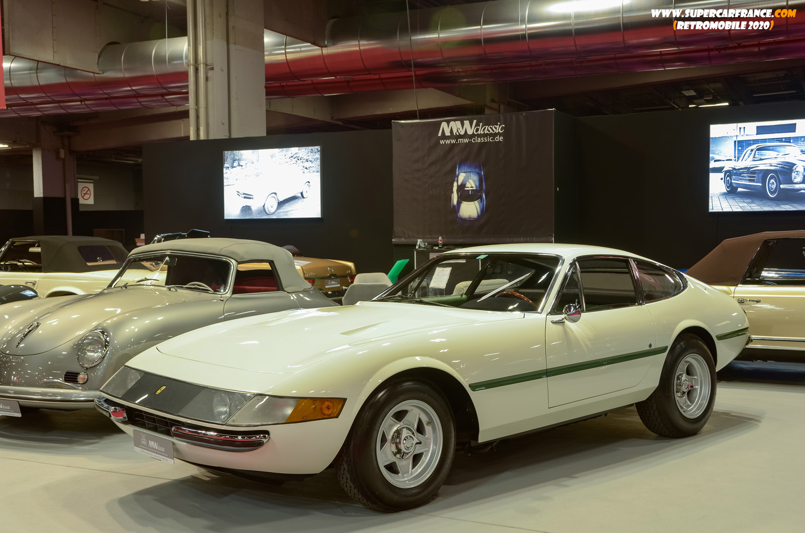 189 Ferrari 365 GTB 4